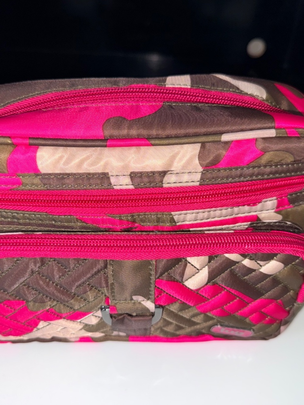 NEW Lug Propeller Travel Duffel AND Carousel Crossbody Set Camo Pink - Picture 7 of 12